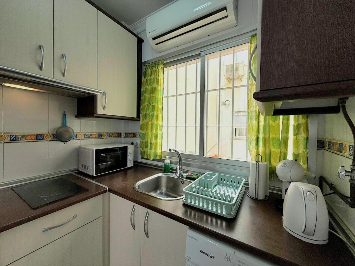 Estudio Junto A La Playa De La Malagueta & Parking Apartment *