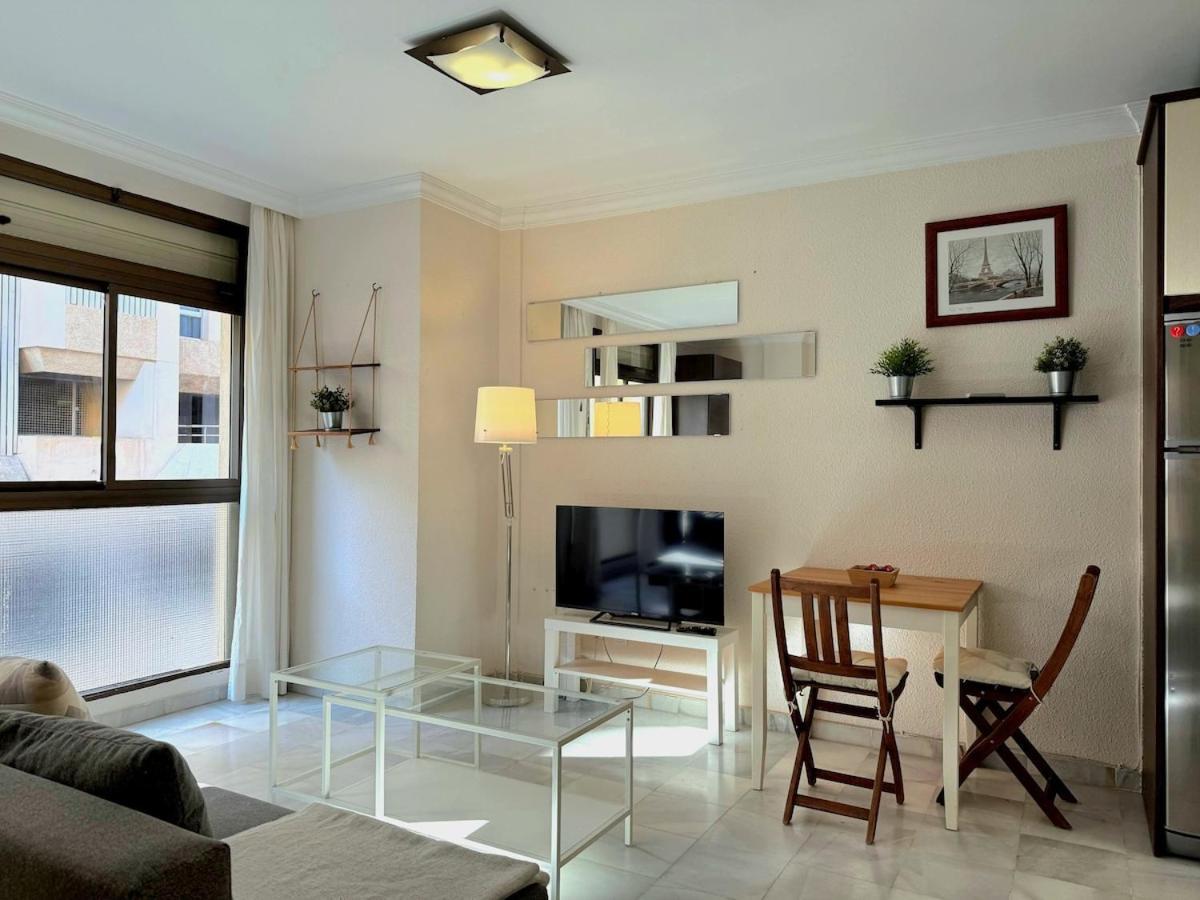 Apartment Estudio Junto A La Playa De La Malagueta & Parking Málaga